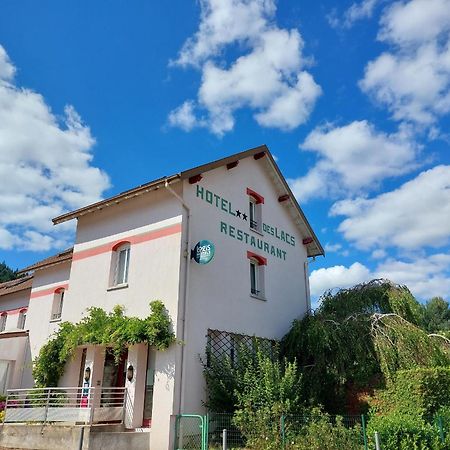 Logis Hotel & Restaurant Des Lacs Celles-sur-Plaine 外观 照片