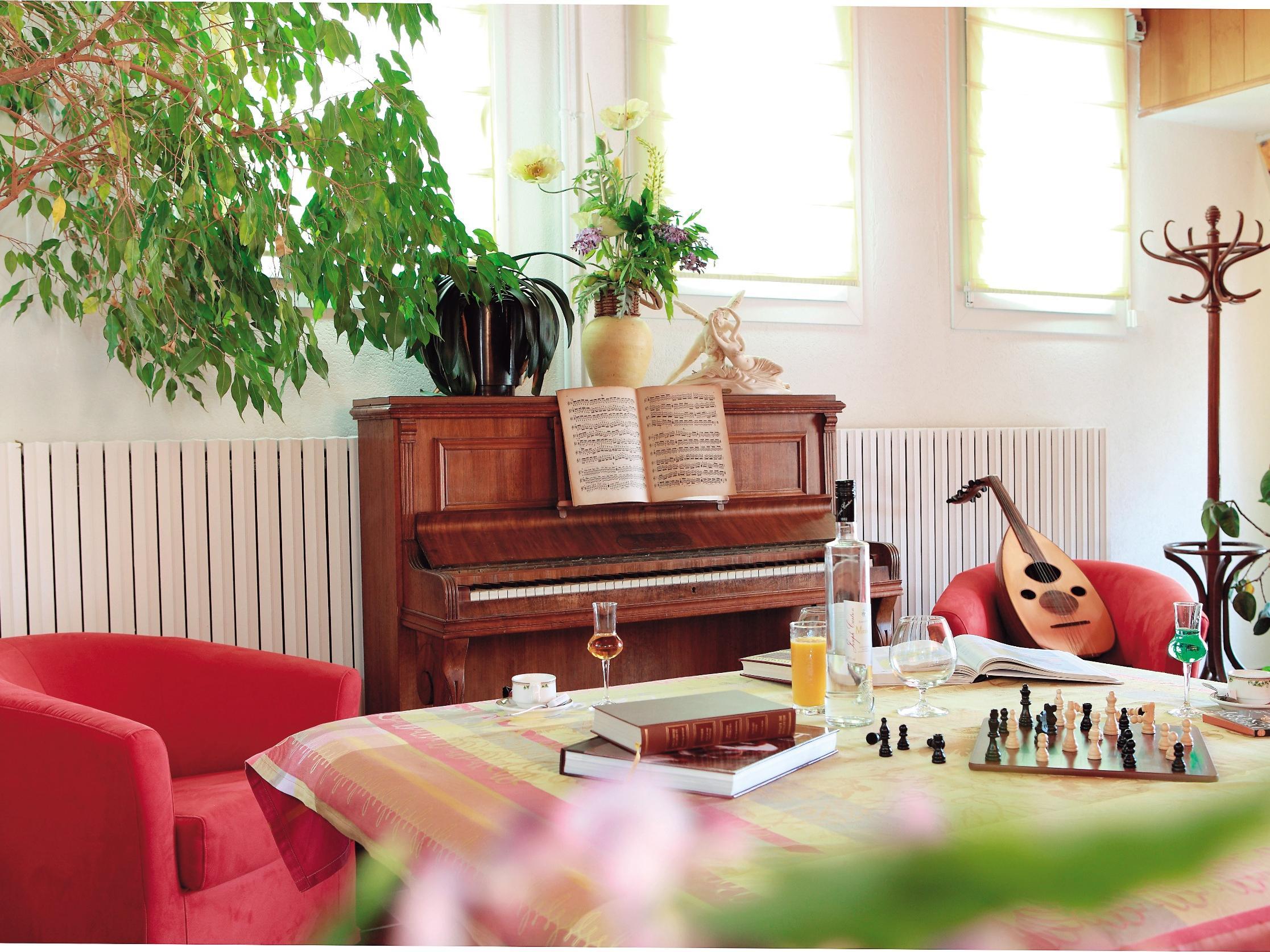 Logis Hotel & Restaurant Des Lacs Celles-sur-Plaine 外观 照片